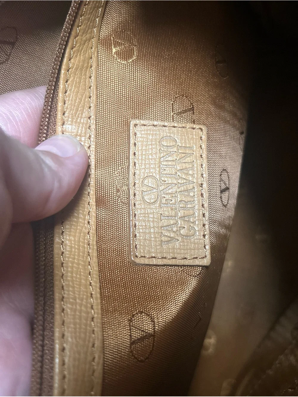 Authentic Vintage Valentino Garavani Tan Leather Hobo-Style Bag